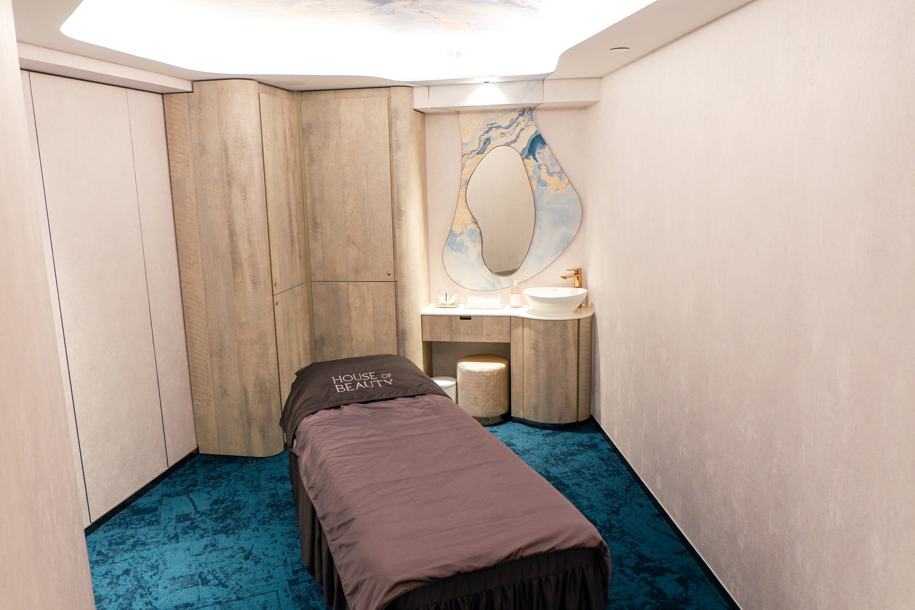 Causeway Bay Art Piece House Of Beauty 美容 療程